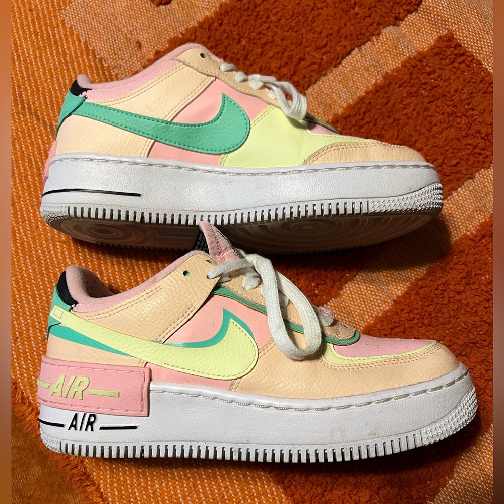 Women’s Air Force 1 pink punch